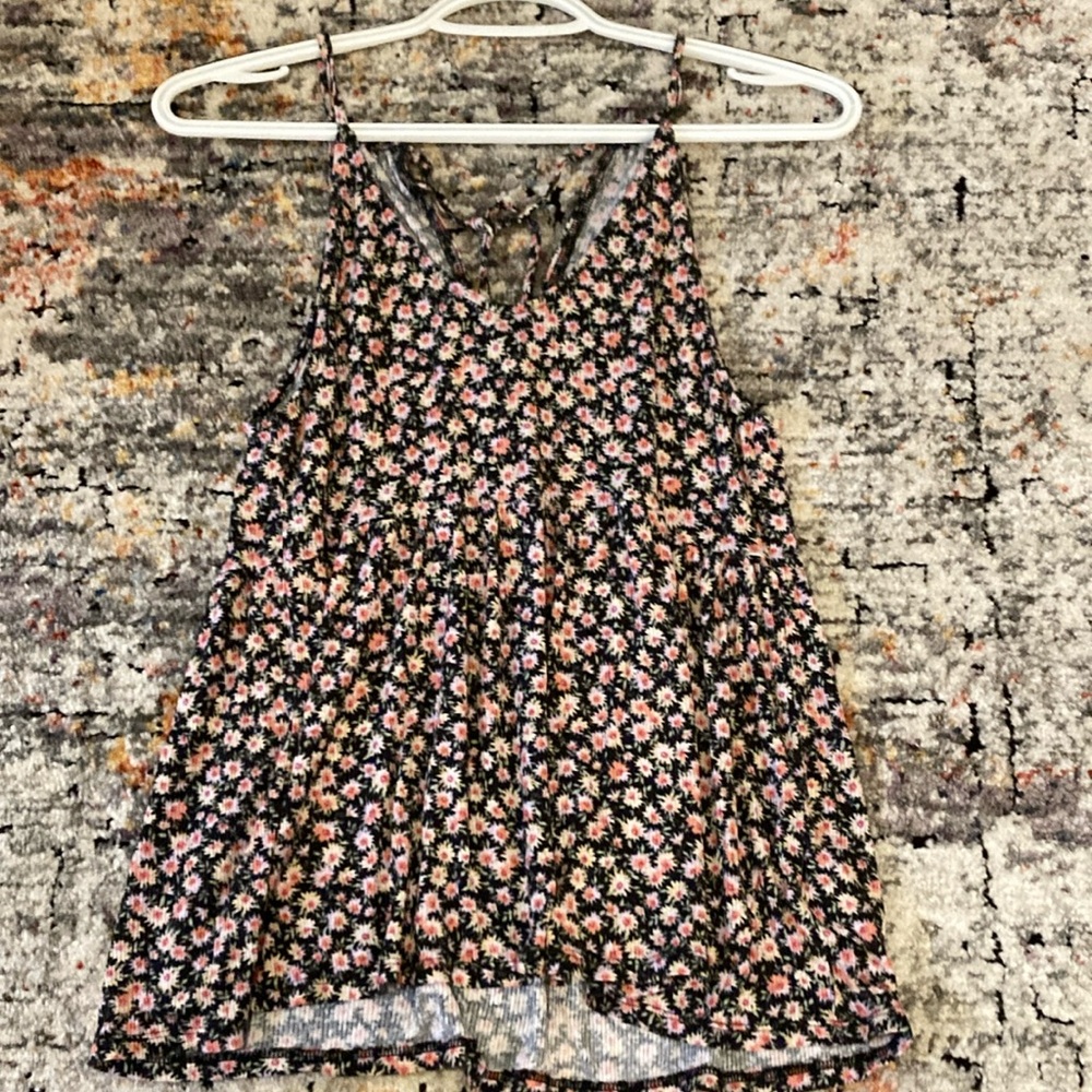 American Eagle Flowy Tank
